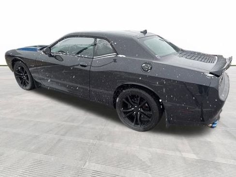 Used 2016 Dodge Challenger R/T Plus image 4