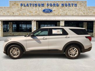 New 2026 Ford Explorer Active RWD video 3