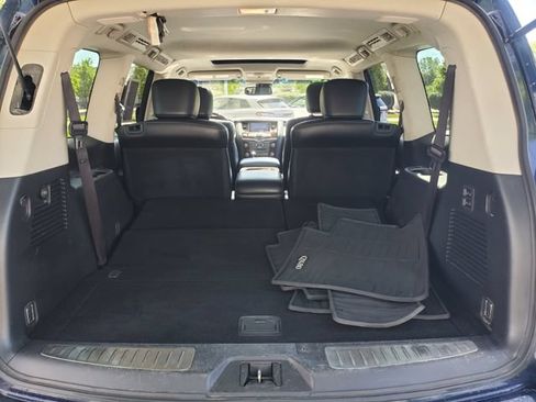 Used 2017 INFINITI QX80 4WD w/ Driver Assistance Package image 32