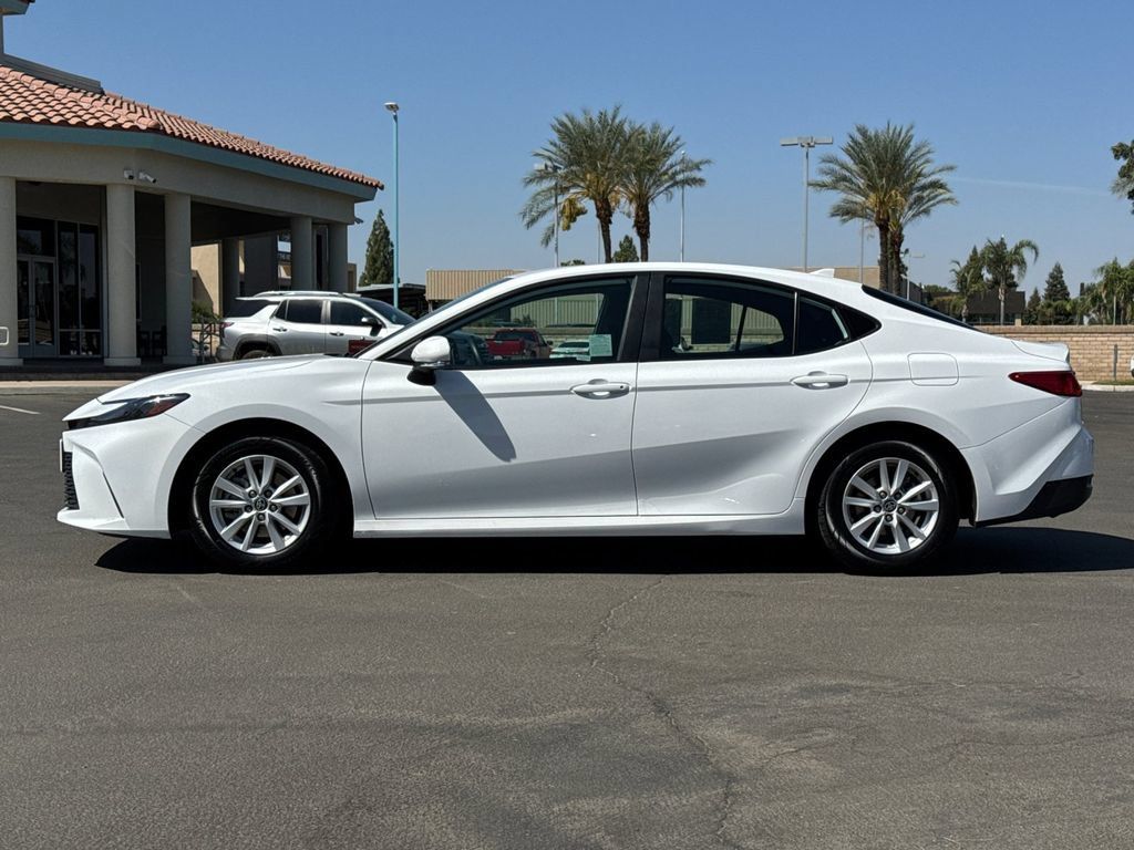 Used 2025 Toyota Camry LE FWD image 2