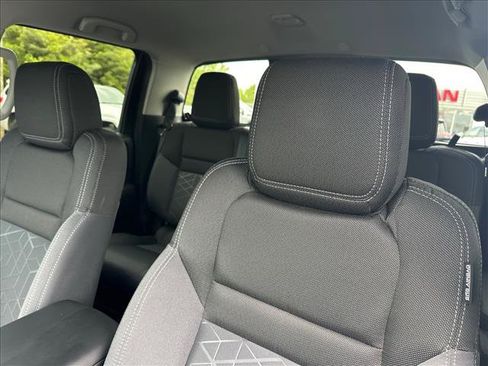Certified 2025 Nissan Frontier SV RWD image 16
