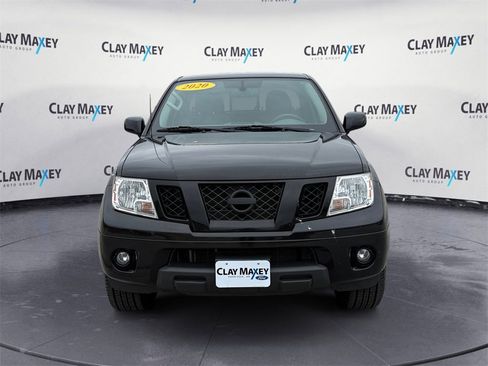 Used 2020 Nissan Frontier SV w/ Midnight Edition Floor Mats image 8