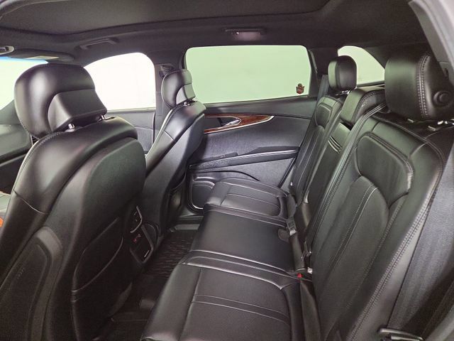 Used 2018 Lincoln MKX Reserve w/ Driver Assistance Package AWD/4WD image 16