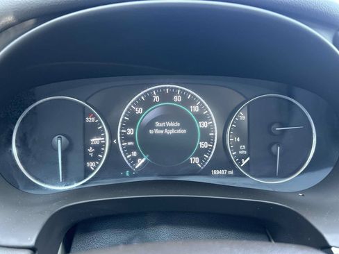 Used 2017 Buick LaCrosse Essence FWD image 34