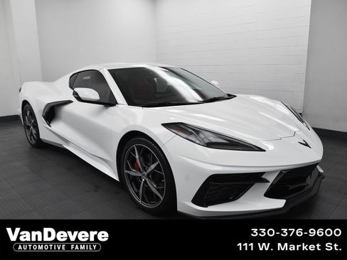 Used 2021 Chevrolet Corvette Stingray Coupe w/ Battery Protection Package image 1