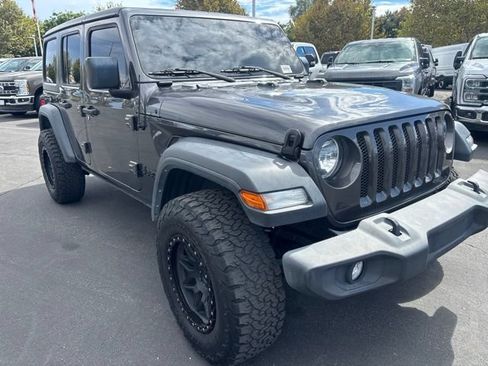 Used 2023 Jeep Wrangler Unlimited Sport AWD/4WD image 1