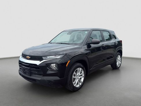 Used 2023 Chevrolet TrailBlazer LS AWD/4WD image 1