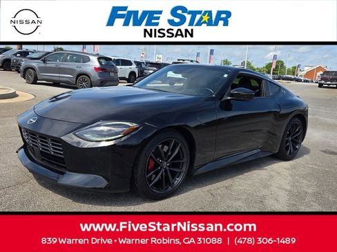 Used 2024 Nissan Z Performance w/ Floor Mat Package RWD image 3