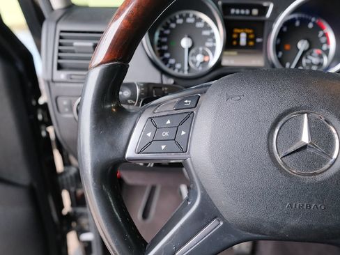 Used 2014 Mercedes-Benz G 550 image 17