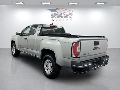 Used 2015 GMC Canyon 4x4 Extended Cab w/ Convenience Package image 6