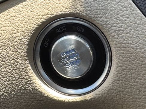 Used 2015 Hyundai Genesis 5.0 image 33