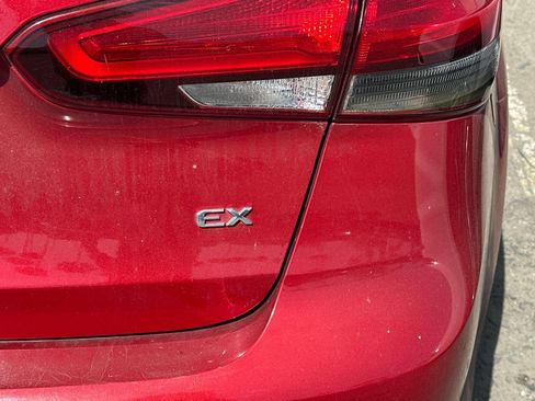 Used 2017 Kia Forte EX FWD image 6