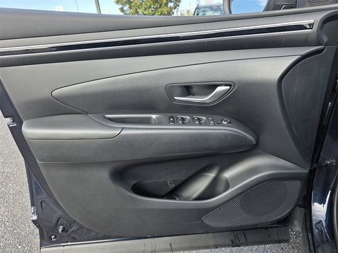 Certified 2022 Hyundai Tucson SEL image 15