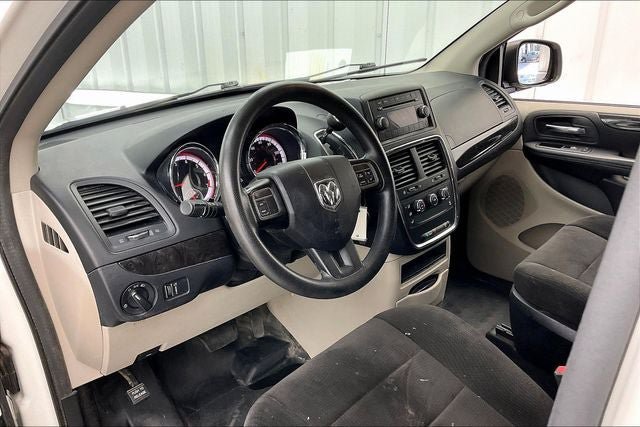 Used 2012 RAM C/V FWD image 16