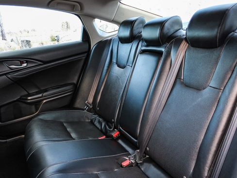 Certified 2019 Honda Insight Touring image 18