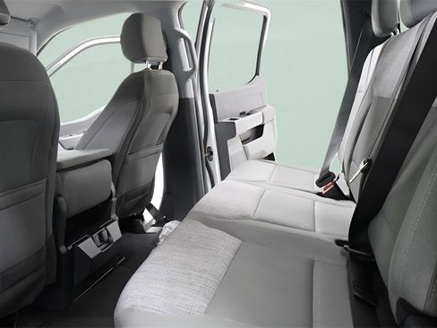 Used 2024 Ford F350 XLT image 25