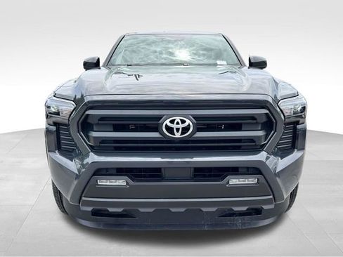 Used 2025 Toyota Tacoma SR5 RWD image 7