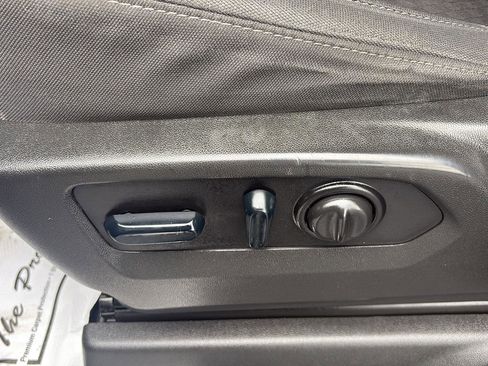 Used 2022 GMC Sierra 3500 SLE w/ SLE Value Package AWD/4WD image 23