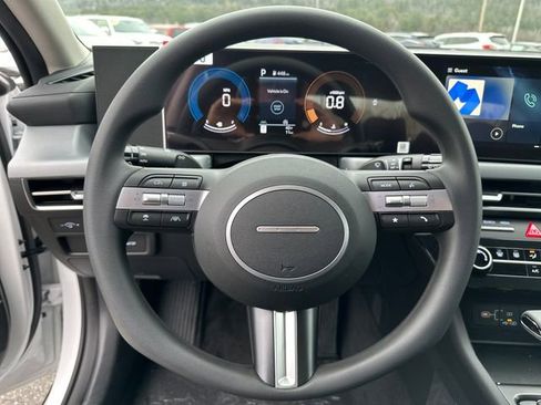New 2026 Hyundai Sonata SE FWD image 13