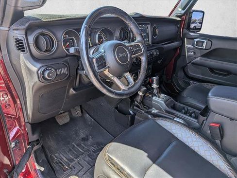 Used 2021 Jeep Wrangler Unlimited Sahara AWD/4WD image 9
