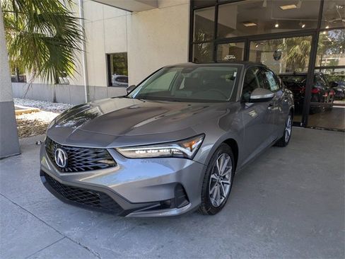 New 2025 Acura Integra image 8