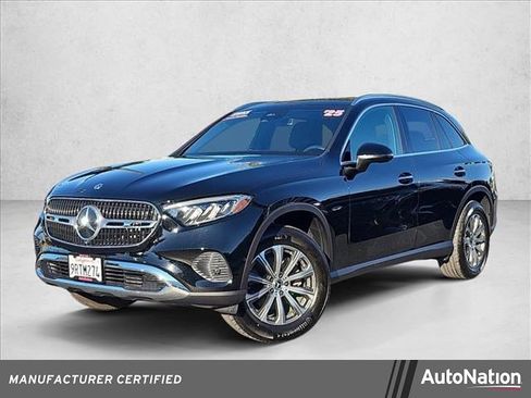Certified 2025 Mercedes-Benz GLC 300 image 1
