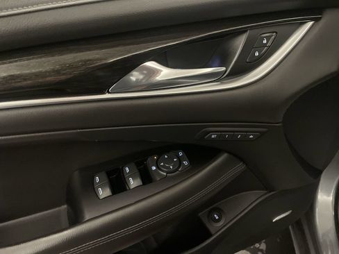 Used 2019 Buick LaCrosse Essence w/ Sun and Shade Package AWD/4WD image 18