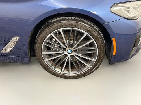 Used 2023 BMW 540i w/ Premium Package image 35