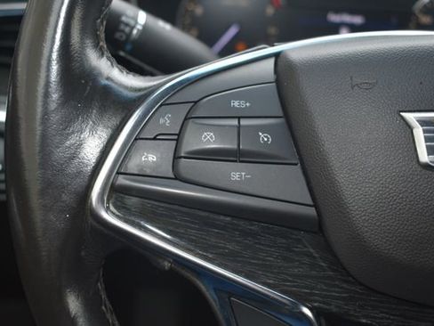 Used 2020 Cadillac XT5 Premium Luxury FWD image 24