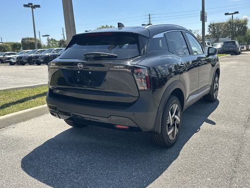 New 2026 Nissan Kicks SV FWD image 6