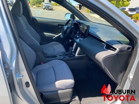 Used 2025 Toyota Corolla Cross AWD Hybrid image 12