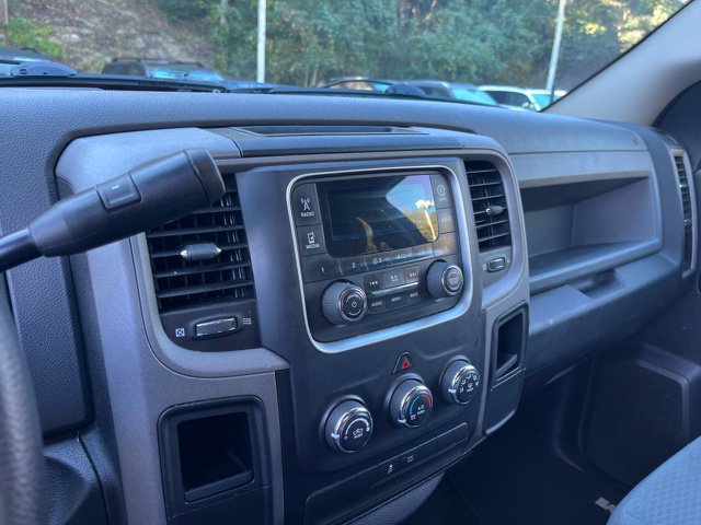 Used 2014 RAM 1500 Express RWD image 24