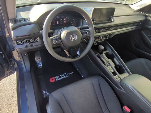 Used 2023 Honda Accord EX image 16