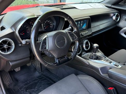 Used 2018 Chevrolet Camaro LS RWD image 9