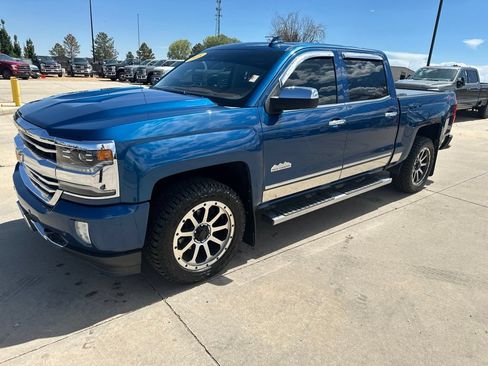 Used 2018 Chevrolet Silverado 1500 High Country AWD/4WD image 29