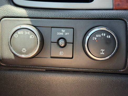 Used 2012 GMC Yukon SLT w/ Heritage Edition Package AWD/4WD image 19
