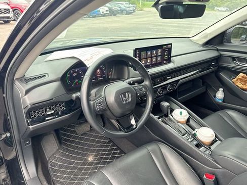Used 2023 Honda Accord EX-L image 18
