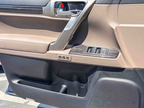 Certified 2021 Lexus GX 460 Premium w/ Premium Package AWD/4WD image 20