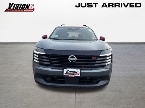 New 2026 Nissan Kicks SR w/ Cold Weather Package image 2