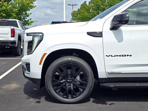 New 2026 GMC Yukon Elevation w/ Elevation Premium Package AWD/4WD image 39