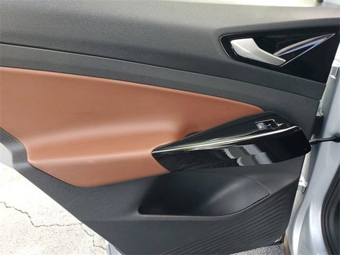 Used 2021 Volkswagen ID.4 Pro S w/ Gradient Package image 22