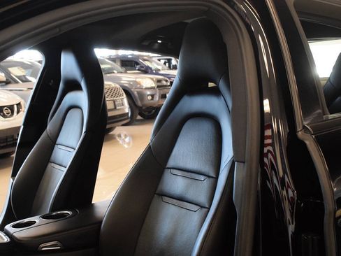 Used 2018 Porsche Panamera 4 AWD/4WD image 66