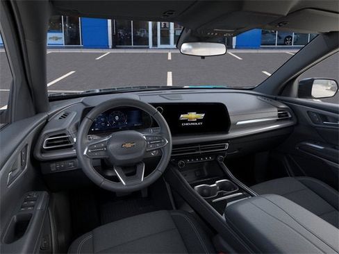 New 2026 Chevrolet Traverse LT w/ LPO, Floor Liner Package image 15