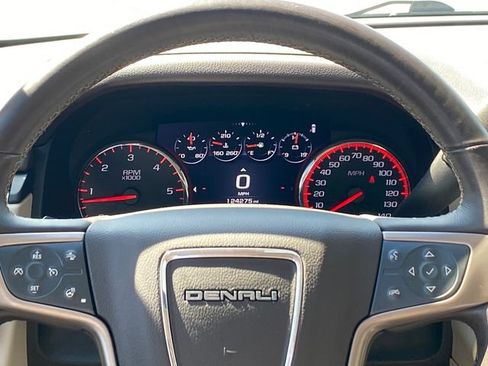 Used 2016 GMC Yukon XL Denali w/ Open Road Package AWD/4WD image 8