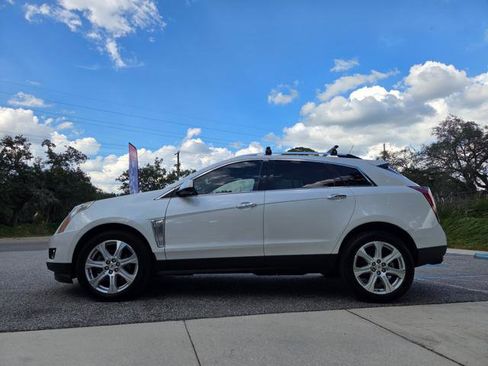 Used 2015 Cadillac SRX Premium image 11