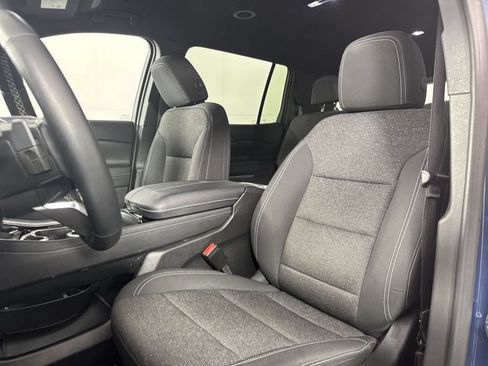 Used 2024 Chevrolet Traverse LT w/ LPO, Floor Liner Package FWD image 19