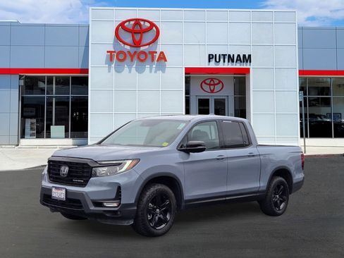 Used 2023 Honda Ridgeline Black Edition image 8
