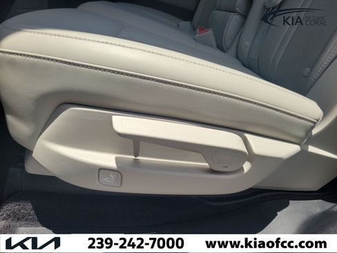 Certified 2023 Kia Sorento S w/ Panoramic Sunroof Package FWD image 14