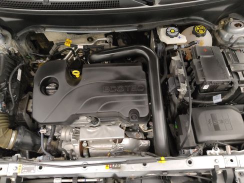 Used 2023 Chevrolet Equinox LT FWD image 30