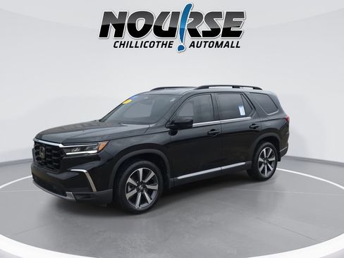 Used 2024 Honda Pilot Touring image 4